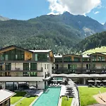 Elva Premium Inklusive Sommerpass Stubai Super Card Lejlighedshotel 4*