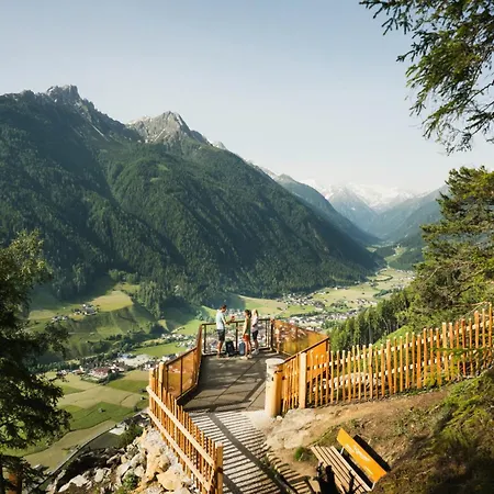 Elva Premium Inklusive Sommerpass Stubai Super Card