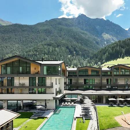 Elva Premium Inklusive Sommerpass Stubai Super Card Hotel apartamentowy 4*