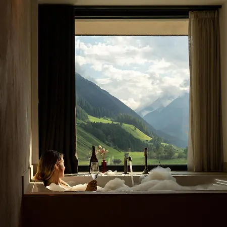 Lejlighedshotel Elva Premium Inklusive Sommerpass Stubai Super Card Neustift im Stubaital