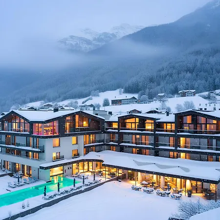 Hotel apartamentowy Elva Premium Inklusive Sommerpass Stubai Super Card Neustift im Stubaital